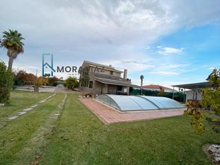 Xalet a Don Benito. Chalet en venta don benito