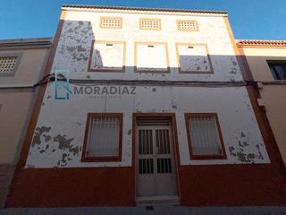 Maison jumelée à Don Benito. Casa en venta don benito