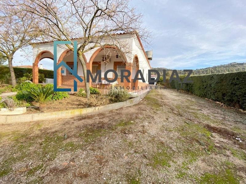 Foto c7c4a7d6-abff-41bd-9c60-a87710b0d2a2. Xalet amb aparcament piscina a Haba (La)