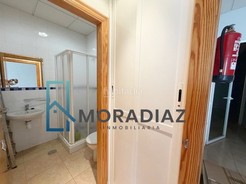 Foto 0a6e5c78-1974-4ac6-947e-59f5f9ed9db6. Local comercial a Don Benito