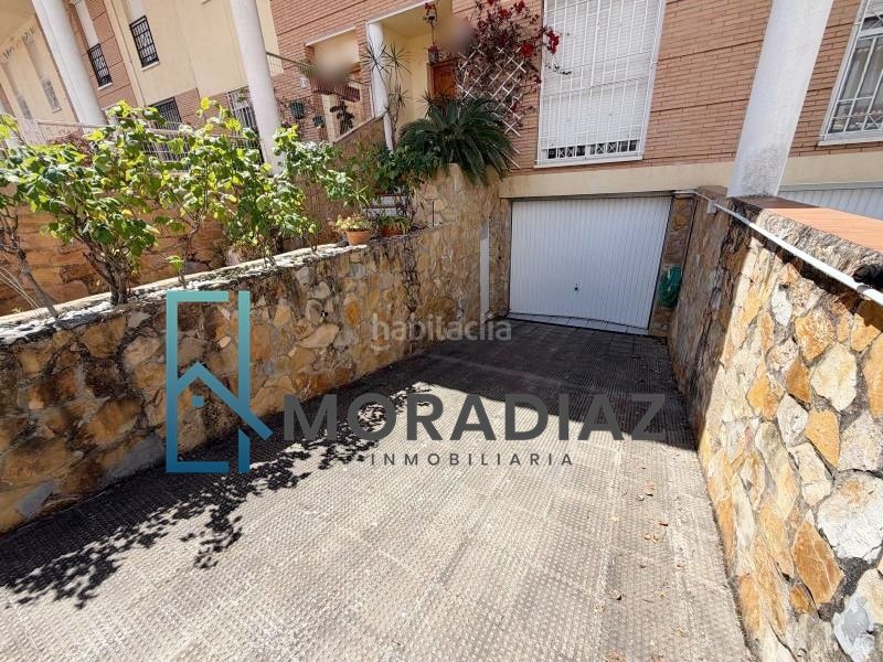 Foto 5f1b0f15-5dbd-47d2-aac3-aaf71a6b5f19. Casa adossada amb calefacció aparcament a Don Benito