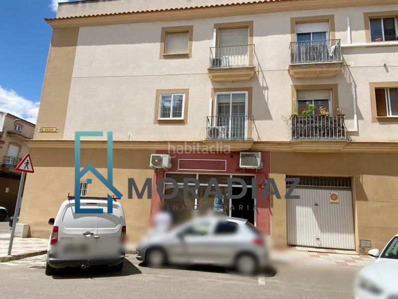 Foto b05e082c-1a0a-4a8c-b3b2-06a8aa82f60e. Local comercial a Don Benito