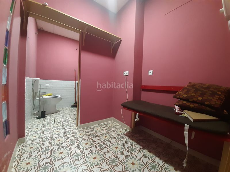 Foto e3b414e9-58a5-42cf-90fd-4b0d08df0b25. Local comercial a Don Benito
