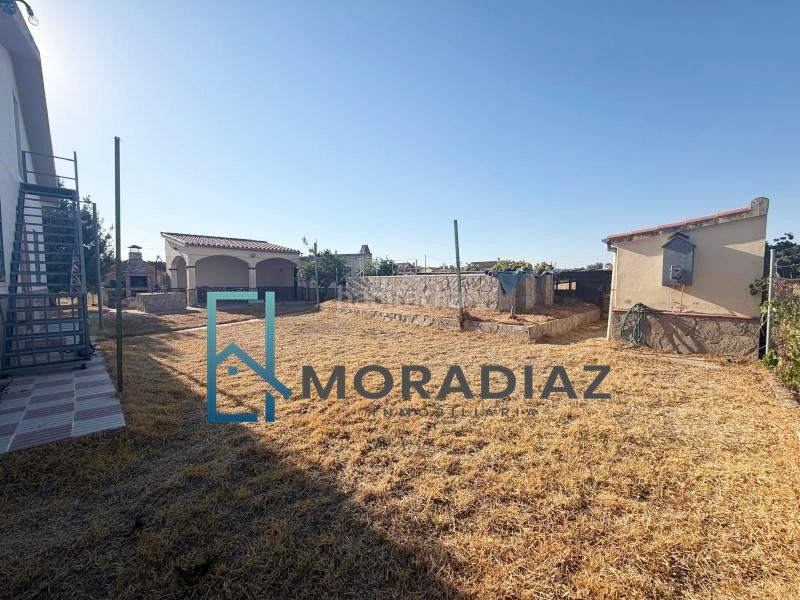 Foto 09f18cb7-4c7a-4f7e-a95d-b8f4a345d2e8. Chalet venta de chalet en Don Benito