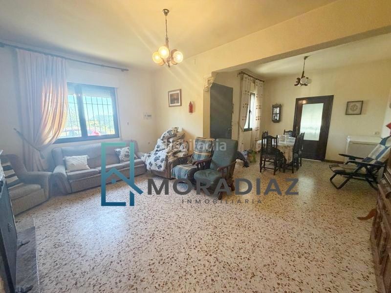 Foto 9f30e0a7-9add-42fa-88e6-cedffd0079f7. Chalet venta de chalet en Don Benito