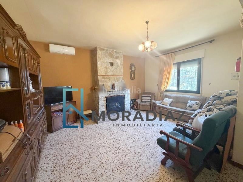 Foto c01c8fa3-00ee-431a-8360-97612f526a20. Chalet venta de chalet en Don Benito