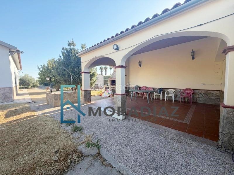 Foto fbf44b9d-a15c-4445-ae03-e989c075925b. Chalet venta de chalet en Don Benito