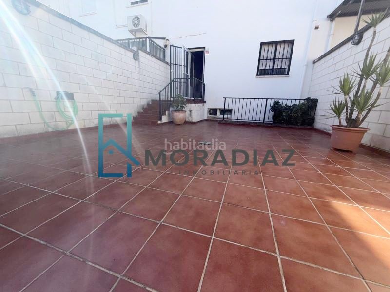 Foto dfaa7690-0b87-4cb7-b542-5deab3c2fe7f. Casa adossada a calle solidaridad 15 a Don Benito