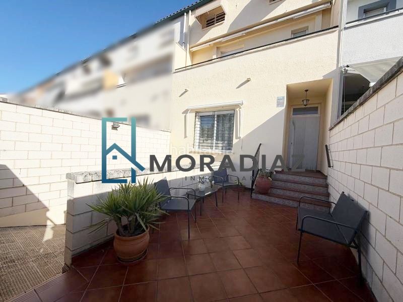 Foto e5620f6b-c057-42c1-b1ed-2e46539437d4. Casa adossada a calle solidaridad 15 a Don Benito