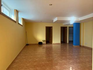 Oficina  Laracha. Oportunidad local a pie de calle