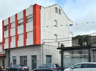 Edificio  Bispo romero lema. Fantántastico edificio en baio, zas