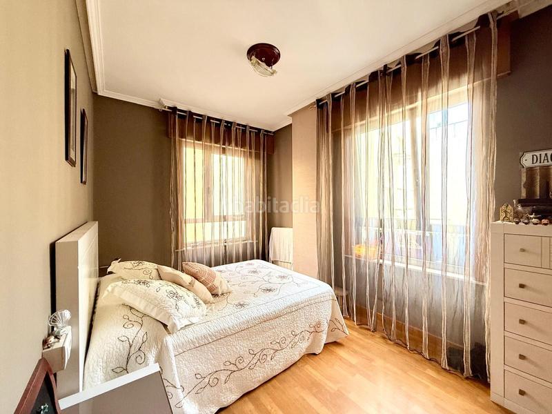 Foto a1be8d3d-d8f0-4e58-b59c-b9b3ba93e3e4. Flat with heating in Monte Alto - Zalaeta - Atocha Coruña (A)