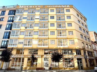 Geb�ude  Lamas de prado. Edificio c�ntrico para rehabilitar