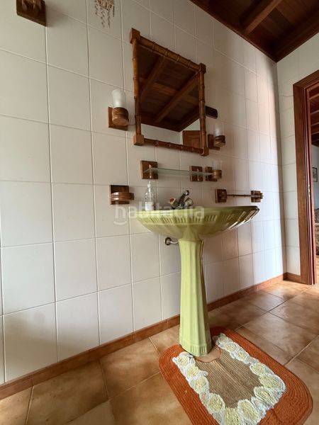 Foto d19cbf25-c9b0-49d6-8721-d56f5c6b0f45. Casa amb calefacció a Muxía