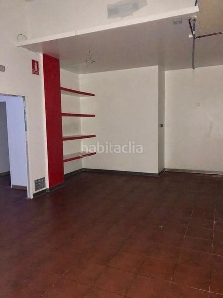 Foto 63b7b4e1-bfaa-40a7-9678-972a1c017692. Edificio lote de 3 plazas de garaje y local en Mesoiro Coruña (A)