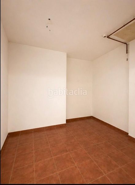 Foto 6d26db83-074f-42de-9d99-76ae04e96f0b. Aparcament cotxe a Mesoiro Coruña (A)