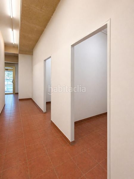 Foto f9f4c167-680f-4140-82a2-ca3601de2dae. Aparcament cotxe a Mesoiro Coruña (A)