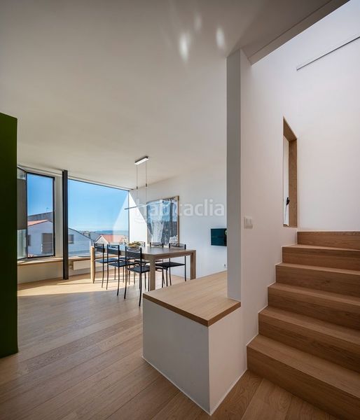 Foto ca7b23d0-286a-4b1f-8635-77c510217a21. Casa amb calefacció a Grove (O)