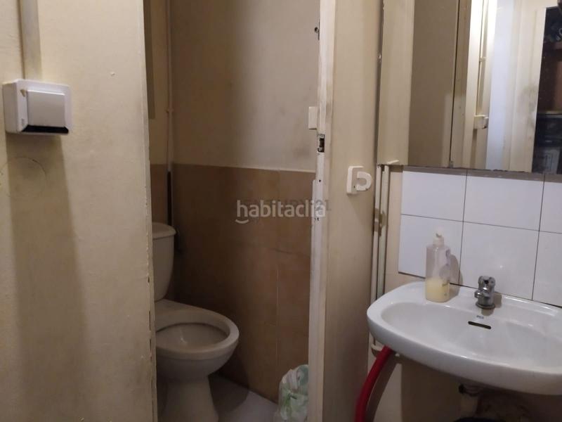 Foto fa43bc53-ce50-4733-8bbe-b96e3c6e58b8. Traspaso local comercial licencia c1 en sant andreu en Barcelona