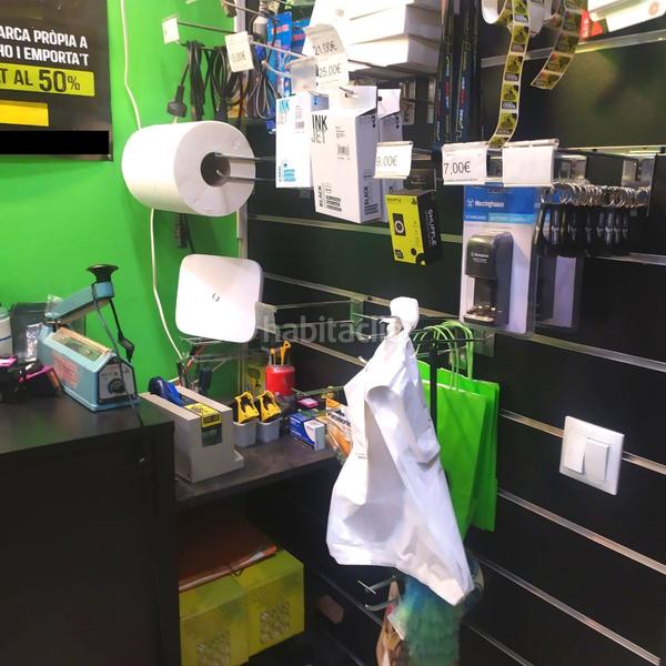 Foto 5eef3b93-1924-4918-8944-44630038b363. Pas-de-porte local commercial dans El Clot Barcelona