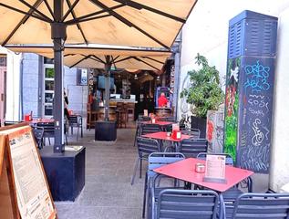 Umzug Geschäftsraum in Bon Pastor. Licencia 2.3.2.2. en sant andreu de barcelona