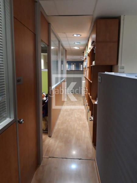 Foto 09fc3b40-6502-4204-9faf-bc64021c0b9e. Office space with heating in Barri de les Corts Barcelona