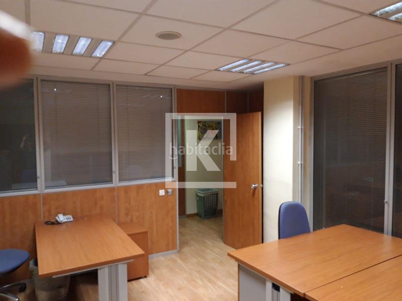 Foto f9b80cf1-9c90-4ae4-9355-08a544c4c542. Office space with heating in Barri de les Corts Barcelona