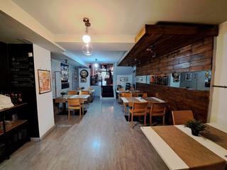 Trasps Local Comercial a Barri de les Corts. Traspaso restaurante con licencia 2.3.21 en les corts, barcelona