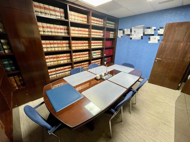 Foto 80b7beb8-5453-4fcd-990d-5a80143f5bcb. Office space with heating in Sant Ramon - Maternitat Barcelona