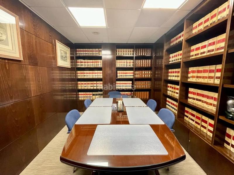 Foto 82385926-a343-4f2e-9f8e-576ae7391cd6. Office space with heating in Sant Ramon - Maternitat Barcelona