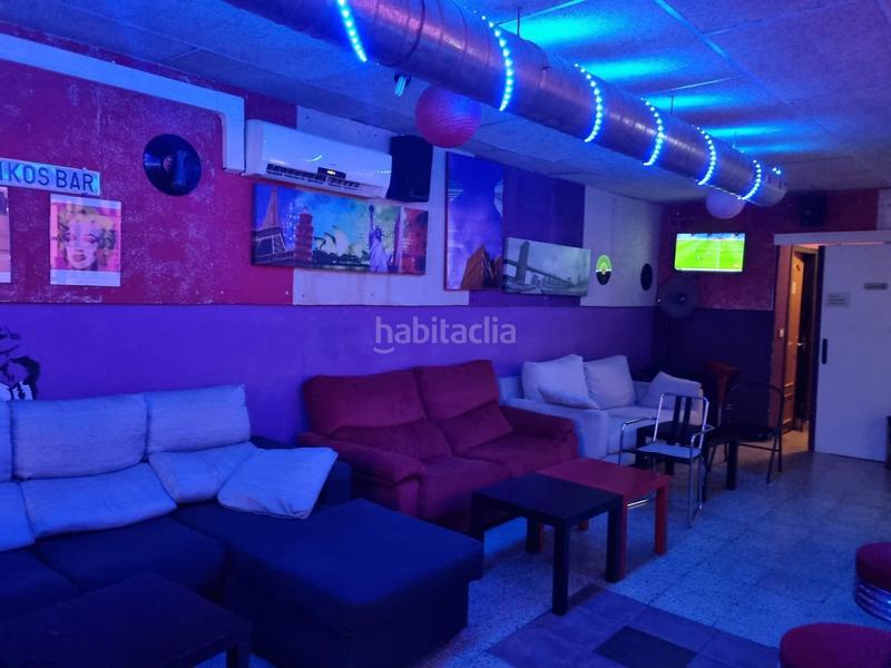 Foto cdcd7dc1-2b9b-4bf0-8bd2-aa77084eebf6. Pas-de-porte local commercial dans Sants-Badal Barcelona