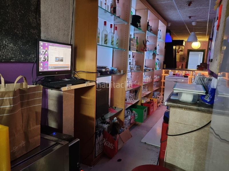 Foto 1f2410d3-42e0-487a-96de-c5e3f8bcabde. Trapasso locale commerciale in Sants-Badal Barcelona