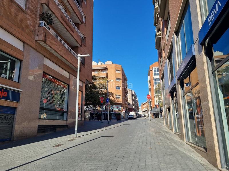 Foto 5a7a6e55-d3b4-4644-aecb-13cfb8e08fca. Transfer business premise in Centre Santa Coloma de Gramenet