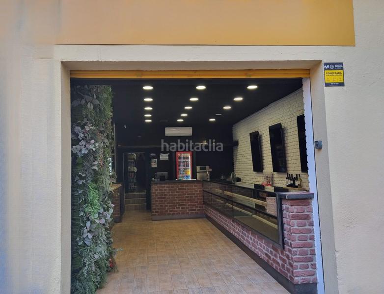 Foto b791c358-6f46-4961-b279-7925de93e404. Transfer business premise in Centre Santa Coloma de Gramenet