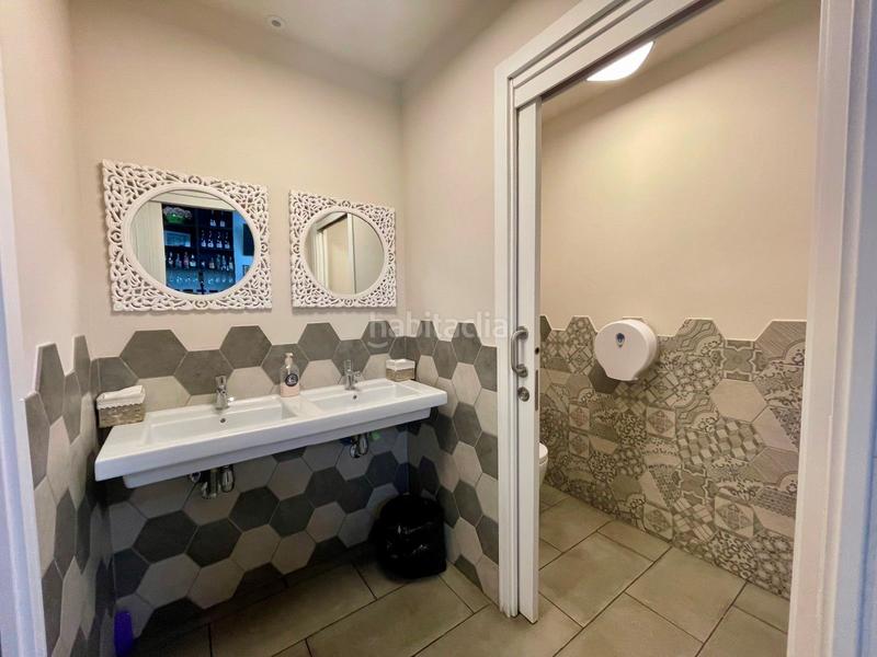 Foto eb3e7492-f32f-4d42-be31-e9d67c1b00ef. Traspàs local comercial a Centre Sant Boi de Llobregat