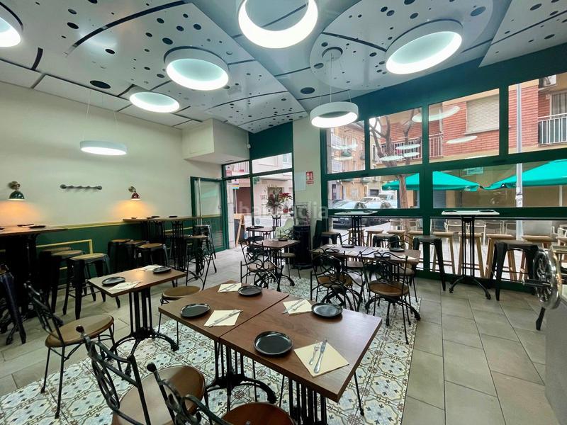 Foto adc8f226-61ad-4341-9ed2-416a42015738. Traspaso local comercial traspaso espectacular restaurante en el centro de sant boi en Sant Boi de Llobregat