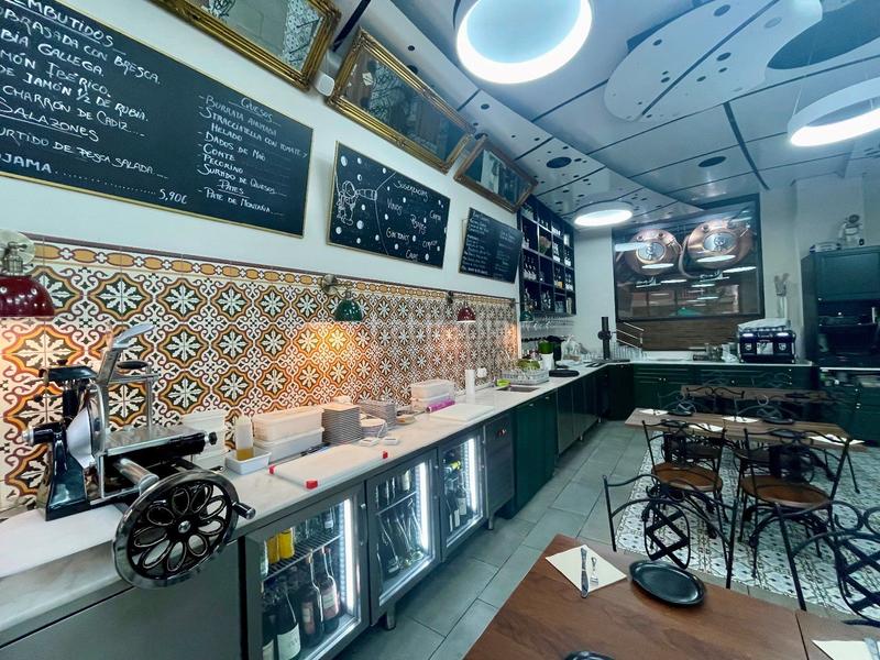 Foto d9514af0-bdd6-4e61-aaa1-073e69e5874d. Traspaso local comercial traspaso espectacular restaurante en el centro de sant boi en Sant Boi de Llobregat