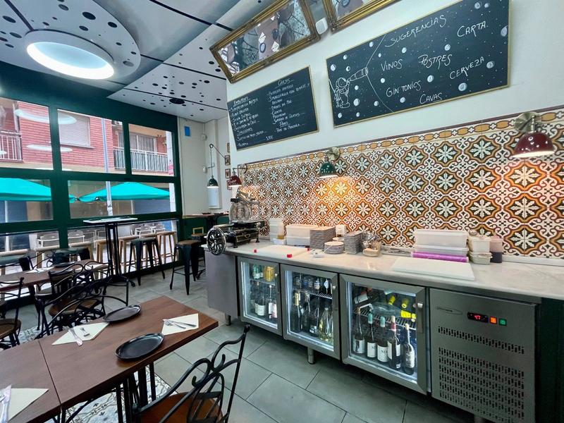 Foto f9acae11-ae43-4680-b1ff-d76d4a35c073. Traspaso local comercial traspaso espectacular restaurante en el centro de sant boi en Sant Boi de Llobregat