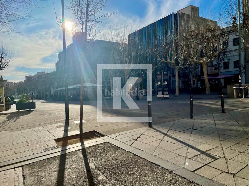 Foto f1a15cfb-cf4d-4695-bc25-a7d8eef42226. Traspàs local comercial a Centre Mataró