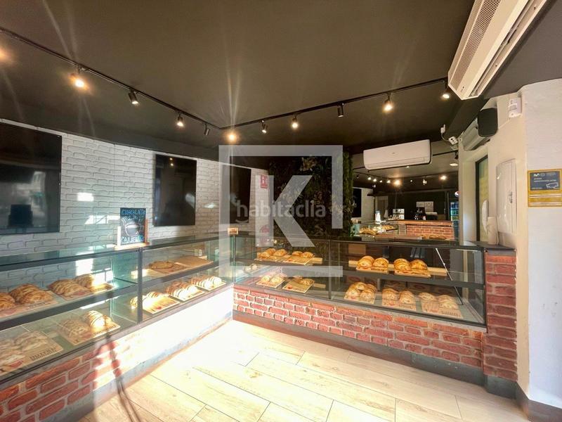 Foto a73605fb-9545-433c-aedf-b6562d1eb29f. Traspaso local comercial traspaso local take away en el centro , barcelona en Mataró