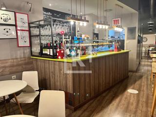 Umzug Geschäftsraum in St. Pere - Sta. Caterina - El Born. Traspaso take away en santa caterina ciutat vella