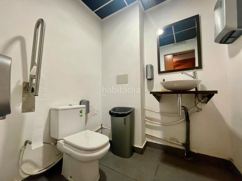 Foto 25b6fa1d-b0de-4299-bb9a-645b849f56af. Traspaso local comercial traspaso rostisseria con degustación en el centro en Granollers