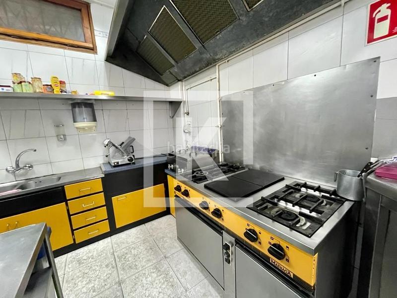 Foto 83327584-6b94-4c4f-ae2d-0388ae516956. Umzug geschäftsraum in Passeig Maragall Gavà