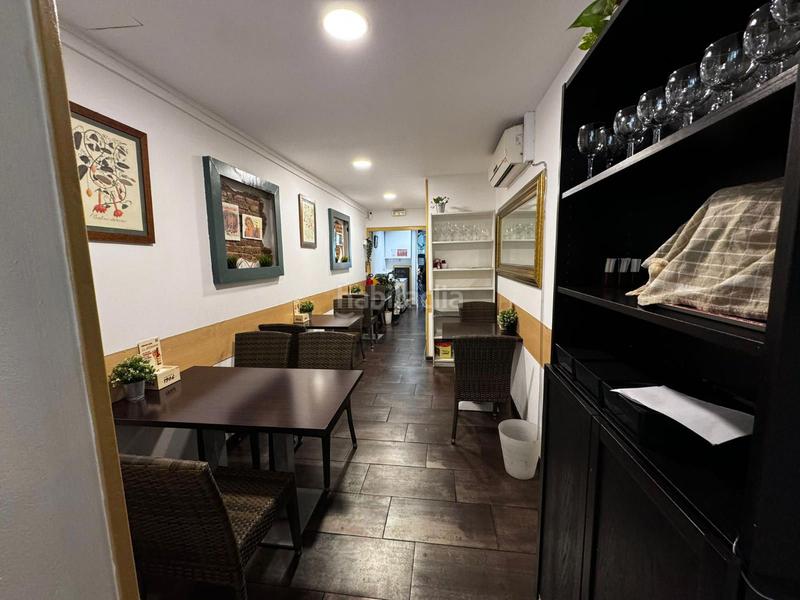 Foto e79cee6a-c69e-4cfc-9eca-57eba64c6d5a. Pas-de-porte local commercial dans Putget - Farró Barcelona