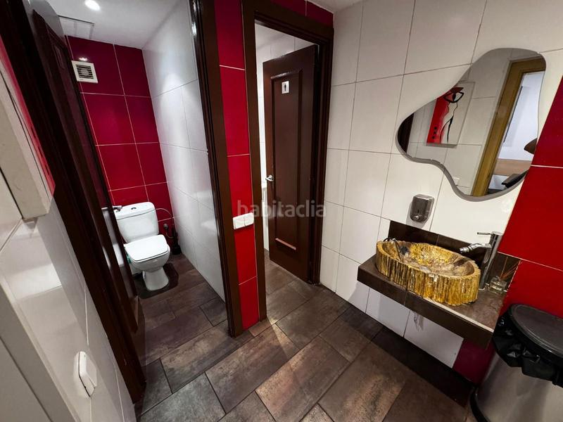 Foto 6209d6d7-b43e-4c4d-bcd2-6cc7c8e85586. Traspàs local comercial a Putget - Farró Barcelona