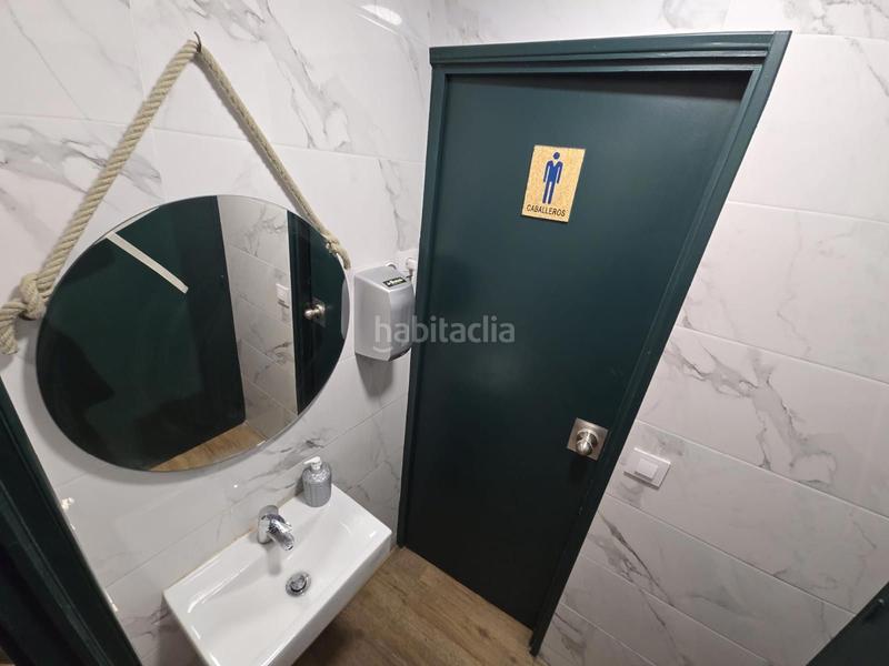 Foto ff2ce9b5-7951-4058-abc7-89b7dbed0eea. Pas-de-porte local commercial dans Poblenou Barcelona