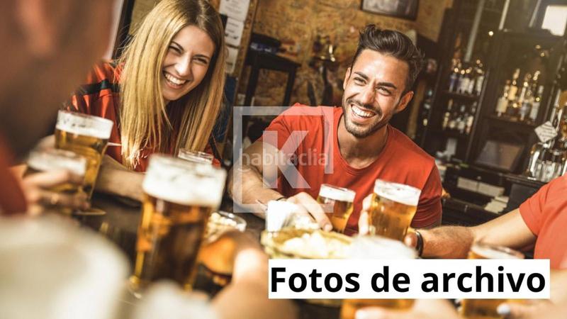 Foto bcab87c4-9571-4a1d-b7e4-c66f15e677bb. Traspàs local comercial a Barri de les Corts Barcelona