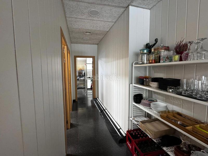 Foto 0570cf06-c231-49c2-af1a-f9f548fb4120. Traspàs local comercial a Diagonal Mar i el Front Marítim del Poblenou Barcelona