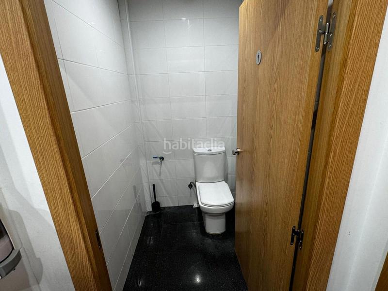 Foto 88889270-a82a-440b-a14b-85fc3d449fcc. Traspàs local comercial a Diagonal Mar i el Front Marítim del Poblenou Barcelona