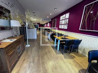 Transfer Business premise  Constitucio. Traspaso restaurante con licencia bar restaurante castelldefels.